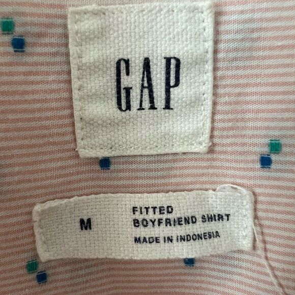 GAP Pink Clip Dot Fitted Boyfriend Shirt - Picture 9 of 10